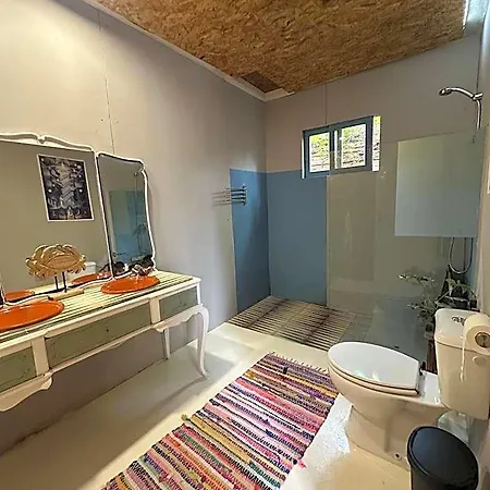 Surf Camp Lodge Maceda