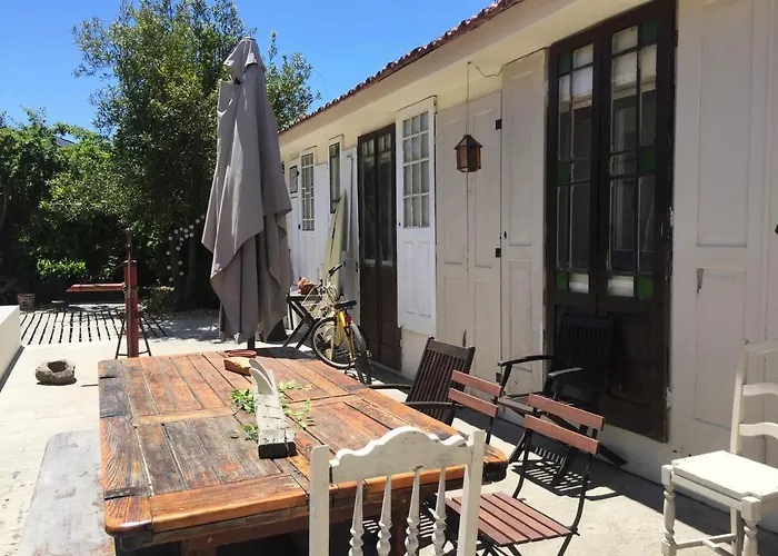 Деревянный коттедж Surf Camp Maceda