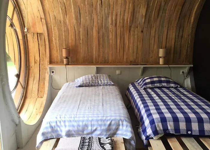 Деревянный коттедж Surf Camp Maceda